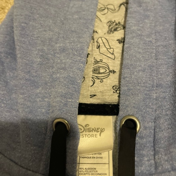 Disney Store Cinderella Zip Up Hoodie in Light Blue Women’s Size Medium - Picture 3 of 5